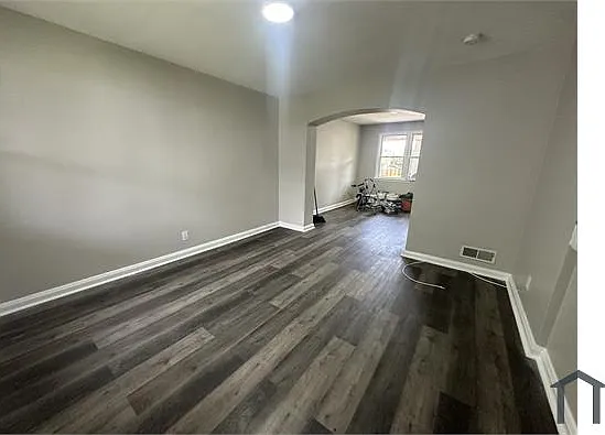 6949 Belclare Rd — Photo 5