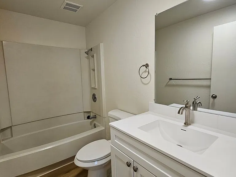 3621 Gypsum Rd — Photo 8