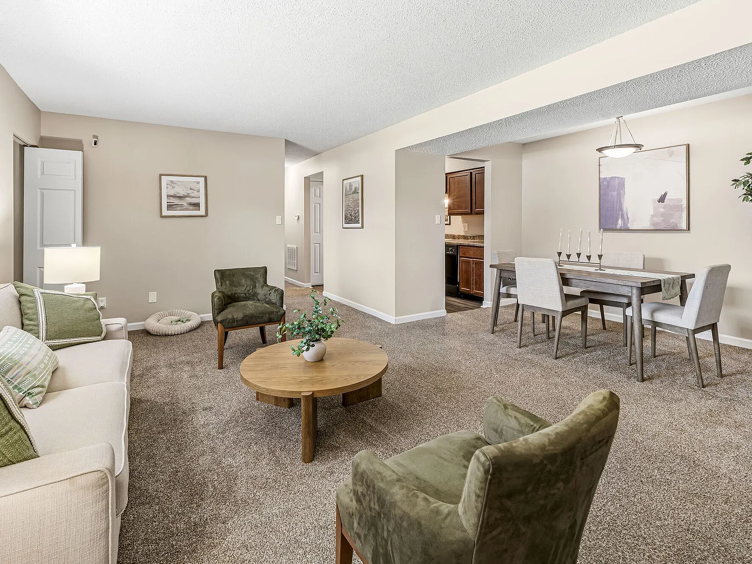 10 West Apartments — Photo 3