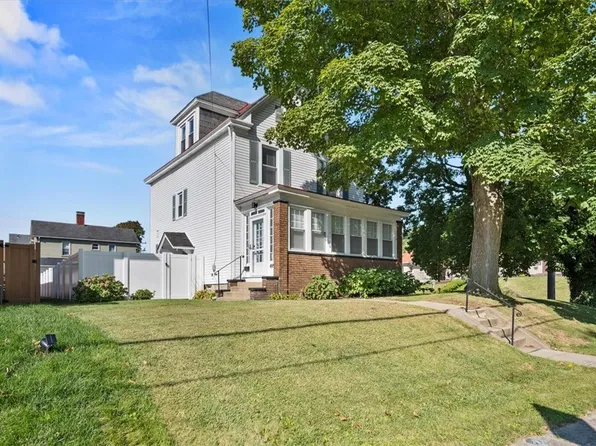 495 Market St, Beaver, PA 15009