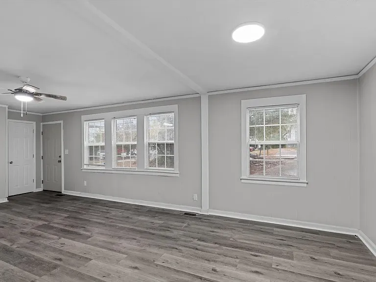 2411 Ruby Dr — Photo 22