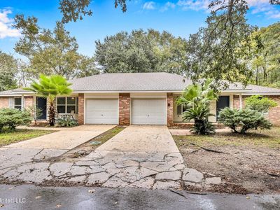 124 26th St #A/B, Gulfport, MS, 39507
