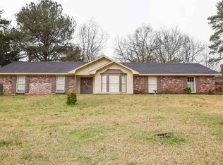 5207 Forest Hill Rd, Jackson, MS 39272
