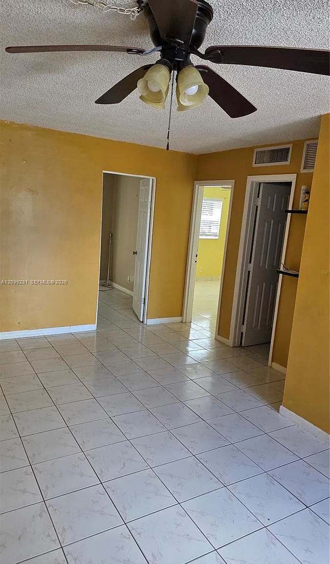 Gardens At Lauderhill Con — Photo 2