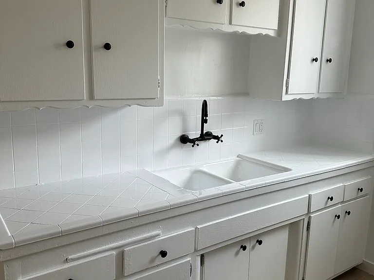 8126 Owensmouth Ave #8 — Photo 9