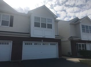 1329 W Creekside Dr, Romeoville, IL 60446