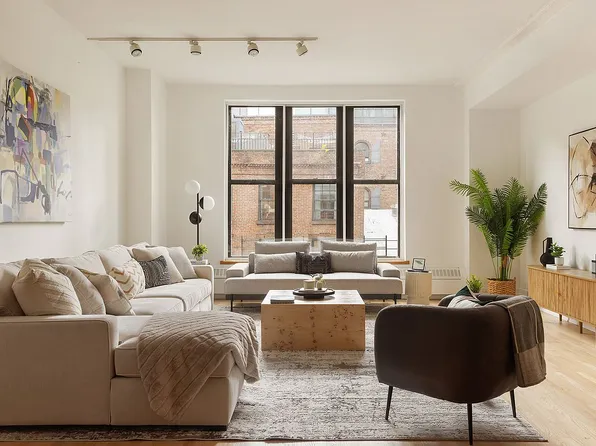 30 Main St APT 4G, Brooklyn, NY 11201