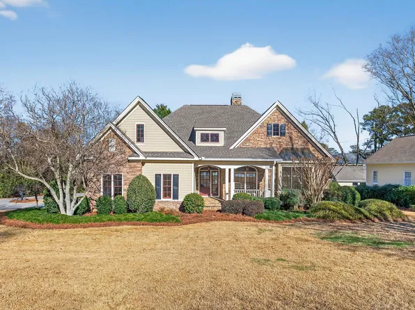 691 Skyline Dr, Madison, GA 30650