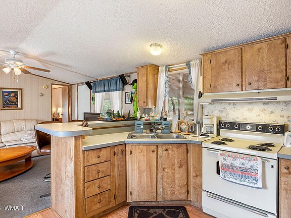 5th image of 1901 Aspen Ln