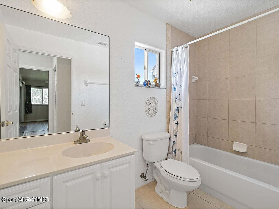 1st image of 115 Ocean Park Ln #115