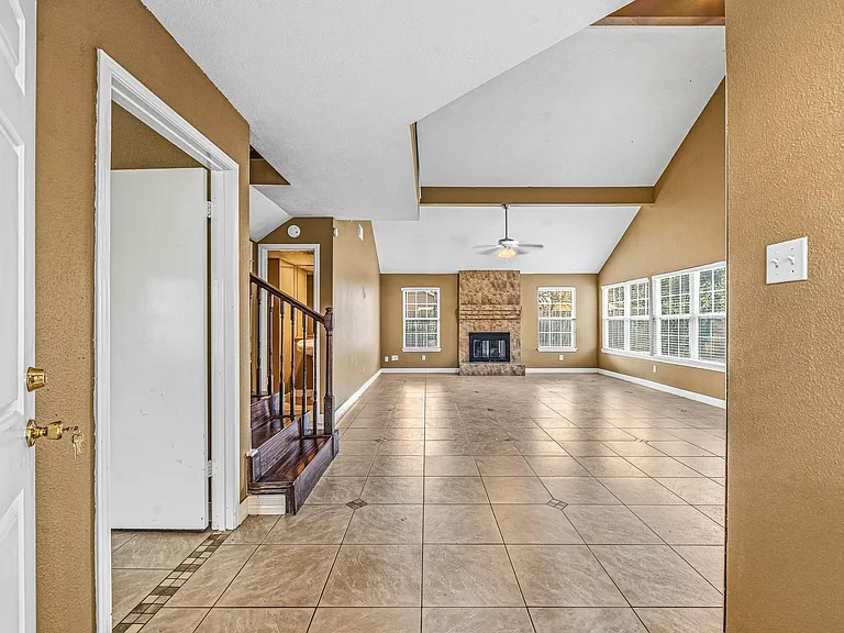 11510 Pagoda Dr — Photo 4