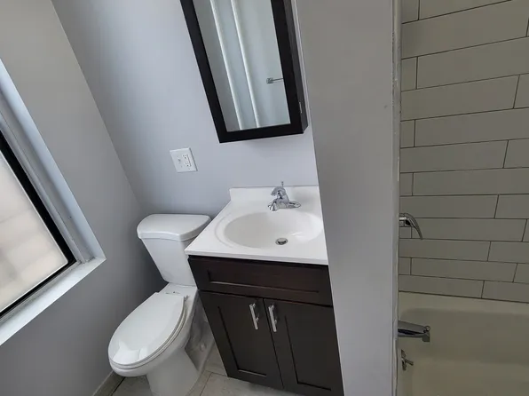 840 Kennedy Boulevard image 8 of 37