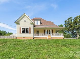 205 Abington Rd NW, Lenoir, NC 28645