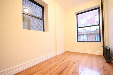 Rented by Dynamik Realty