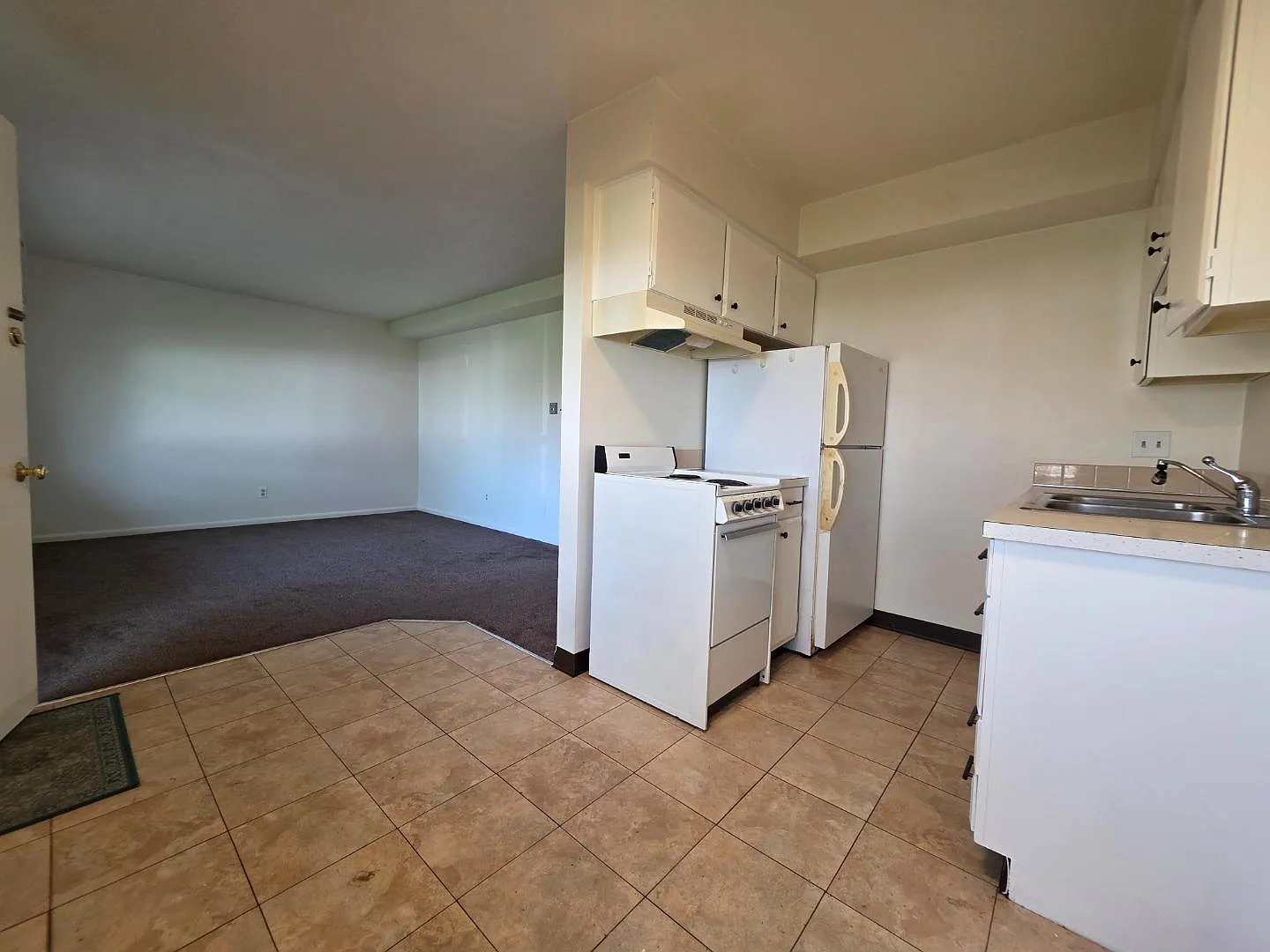 2615 Ellet Ave - 2615 Apt 9 — Photo 2