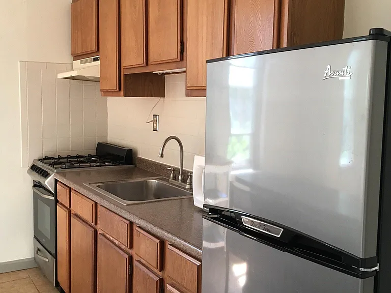 2738 Brown St #2 — Photo 15