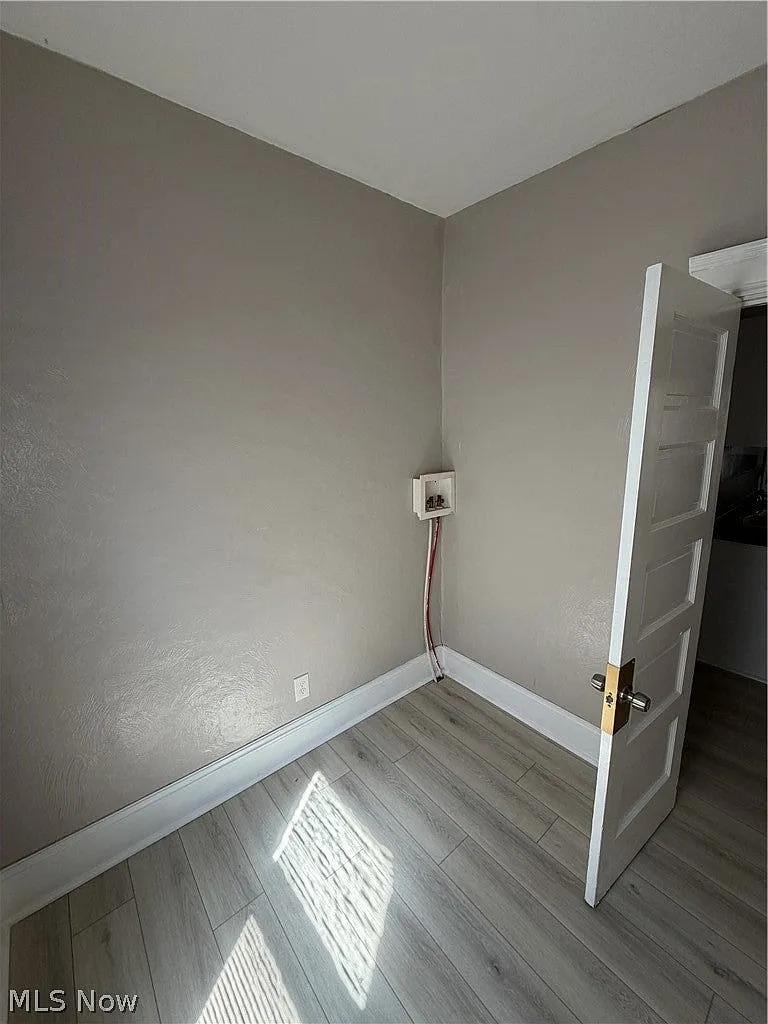 2 bed, $1,100 — Photo 3
