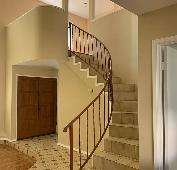 2615 W Grand Ave #A — Photo 1