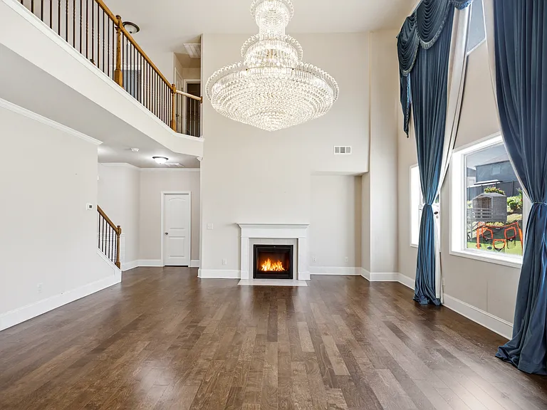 4309 Mantova Dr — Photo 5