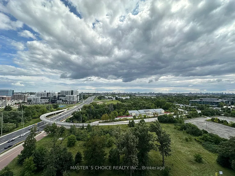 8 Cedarland Dr #1705 — Photo 3