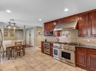6 Kirkbride Rd, Randolph, NJ 07869