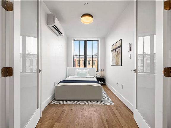 4th image of 15 Throop Ave APT 2A