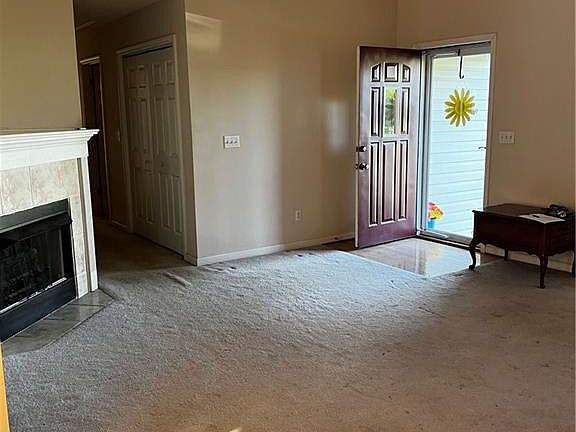 3rd image of 115 Chelcy Dr SE