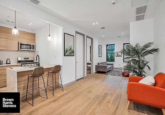3rd image of 750 Macdonough St #2A