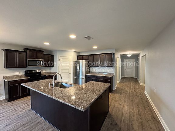 3rd image of 5620 Blue Sky Ct