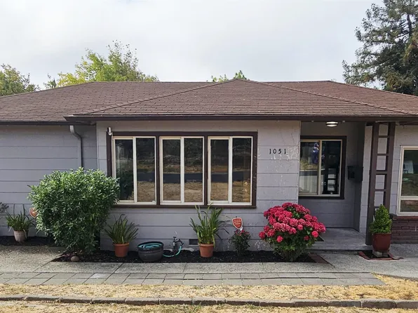 1051 Saint Andrews Dr, El Sobrante, CA 94803