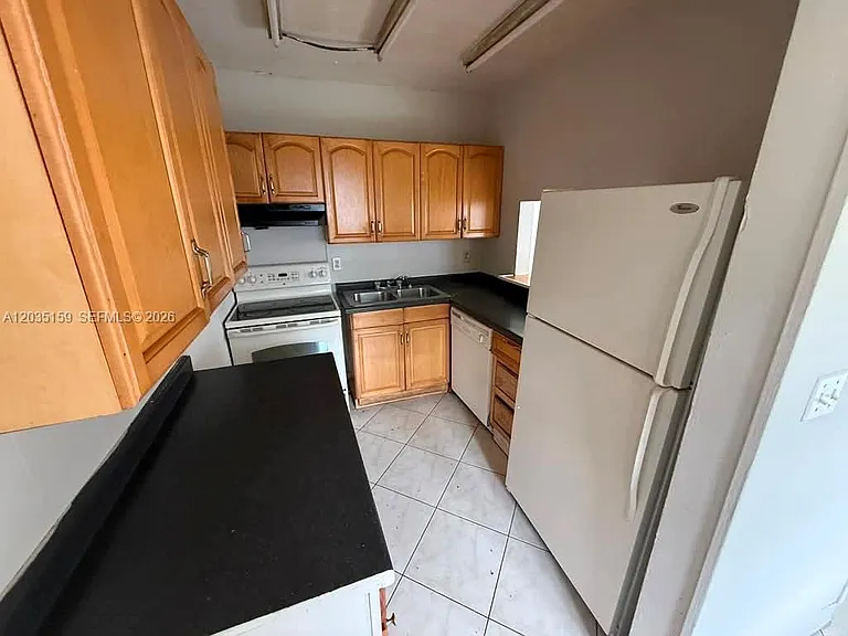 2917 Plunkett St #15C — Photo 7