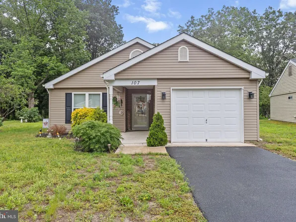 107 Buckingham Dr, Southampton, NJ 08088