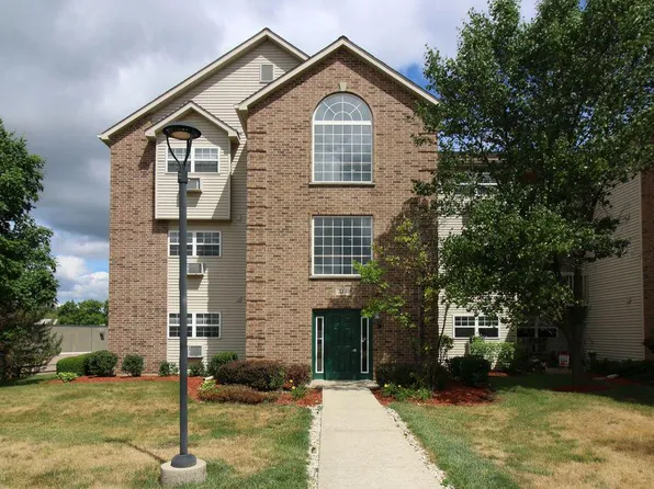 510 Cunat Blvd APT 1D, Richmond, IL 60071
