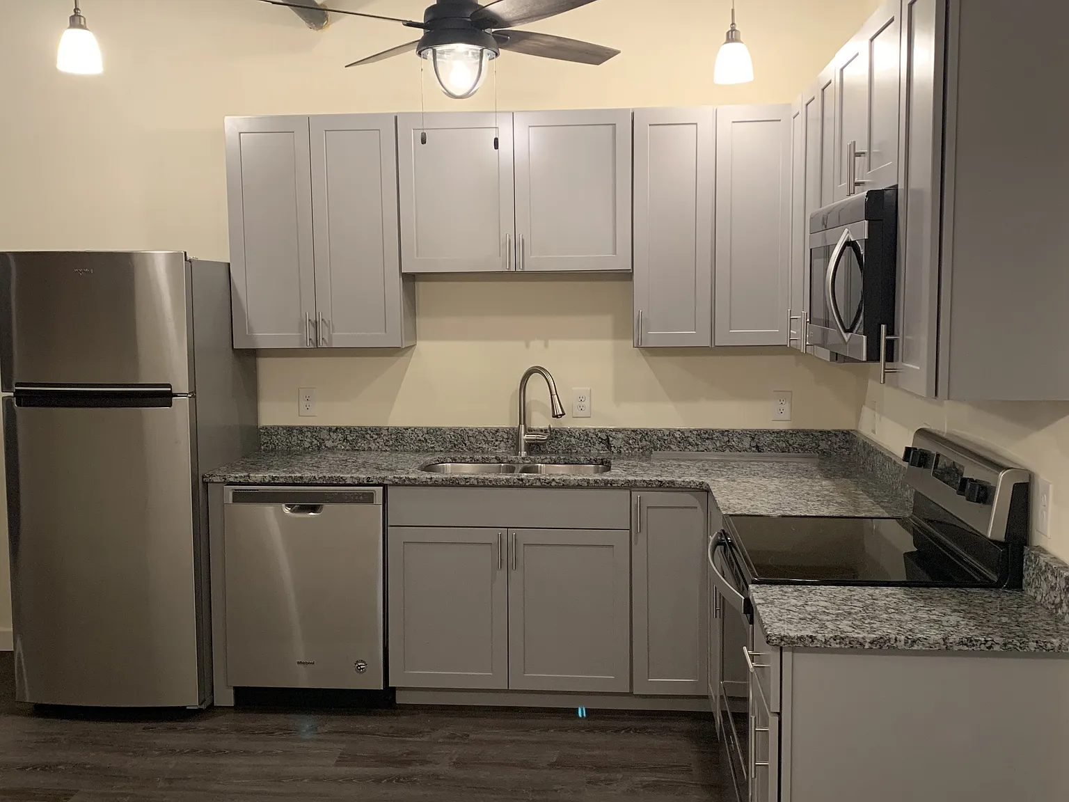 833 Market - 302 — Photo 2