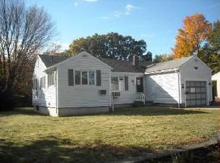 195 Campeau St, Woonsocket, RI 02895