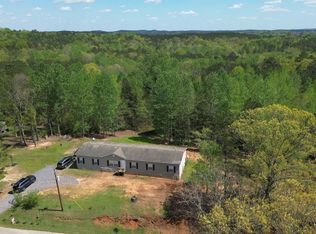 2340 Crystal Lake Rd, West Blocton, AL 35184