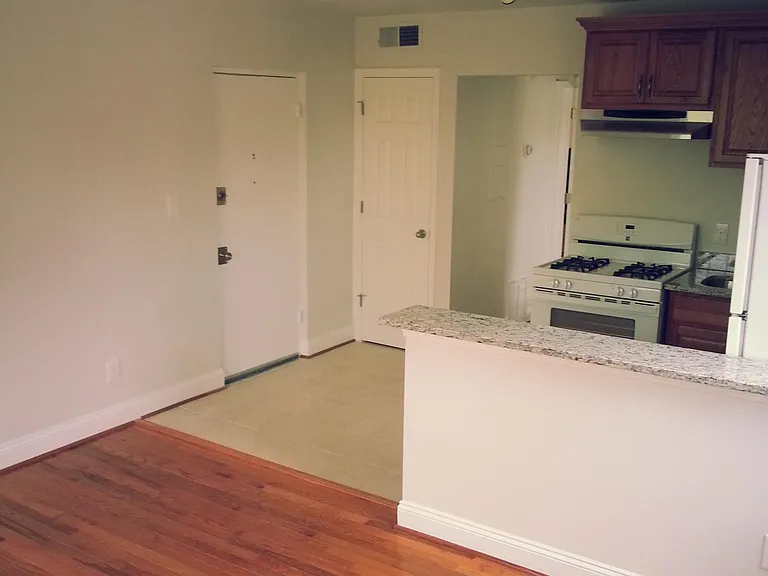 39 O St SW #301 — Photo 3