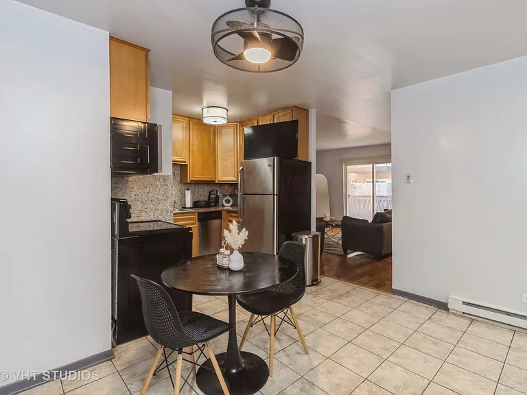 7428 Washington St — Photo 2