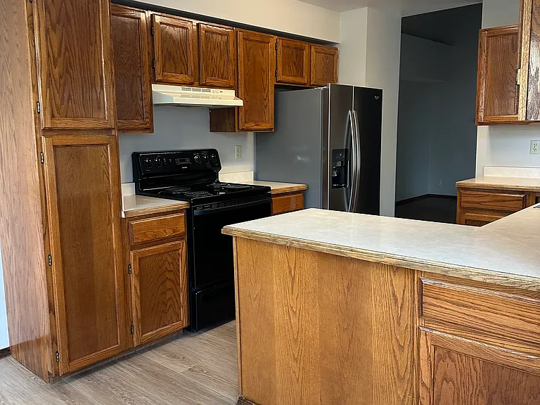 6120 Fall River Dr — Photo 18
