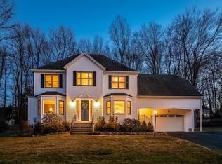 14 Wayside Rd, Westborough, MA 01581