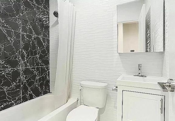 4th image of 1889 Eastern Pkwy #1D