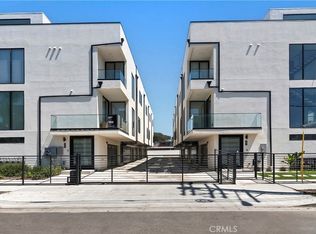 6511 N Contour Ln, North Hollywood, CA 91606