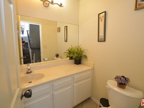 4th image of 14506 S Berendo Ave APT D