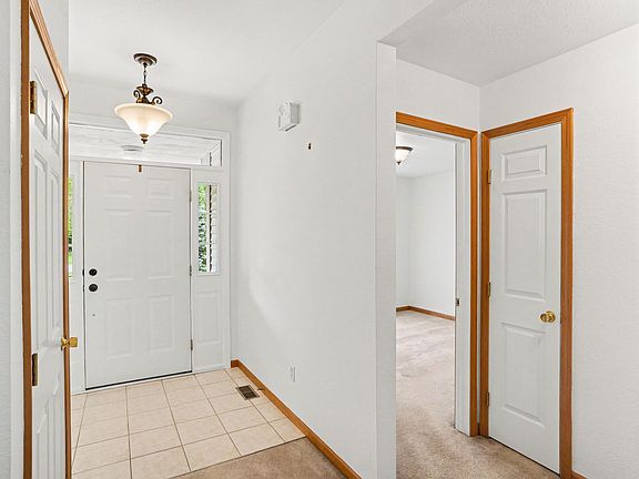 5th image of 6774 Lockmill Rd