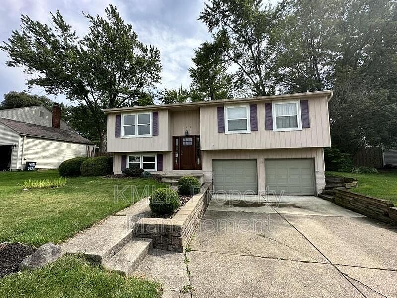 1st image of 120 Montview Dr