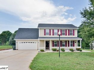 105 Long Pond Ct, Greer, SC 29651