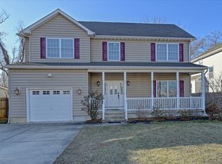 10 Center St, Lakehurst, NJ 08733