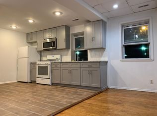 1201 S 9th St APT 2, Philadelphia, PA 19147