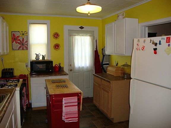 4th image of 2314 Roosevelt Ave