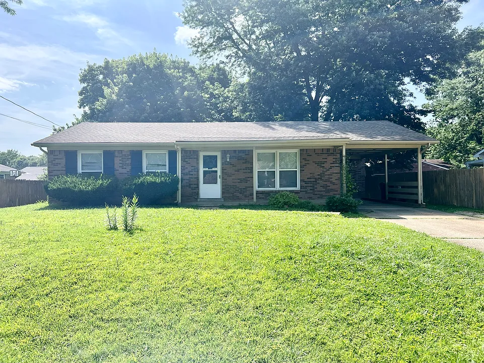 203 Redbud Dr
